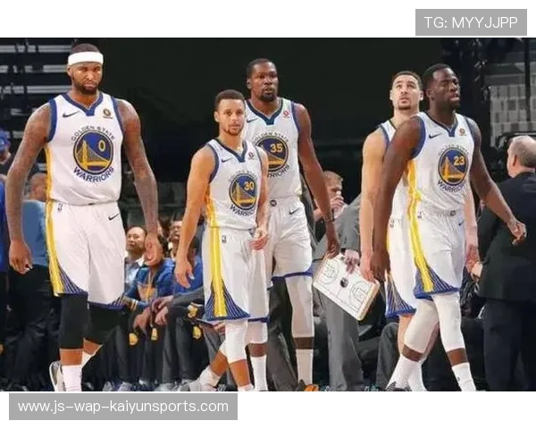 勇士队力争三连冠，目标坚定，勇士三冠是哪三年